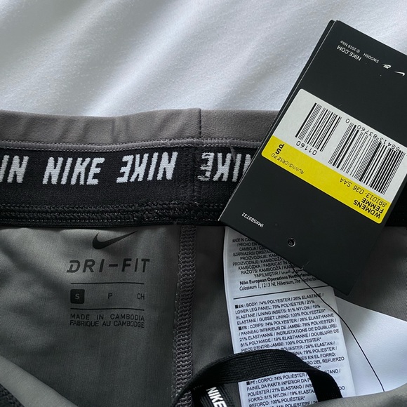 Nike women’s running leggings - small - Picture 9 of 11